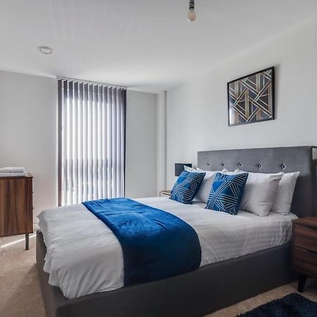 Lovely Riverside 2 Bed Apartment Leeds  Esterno foto