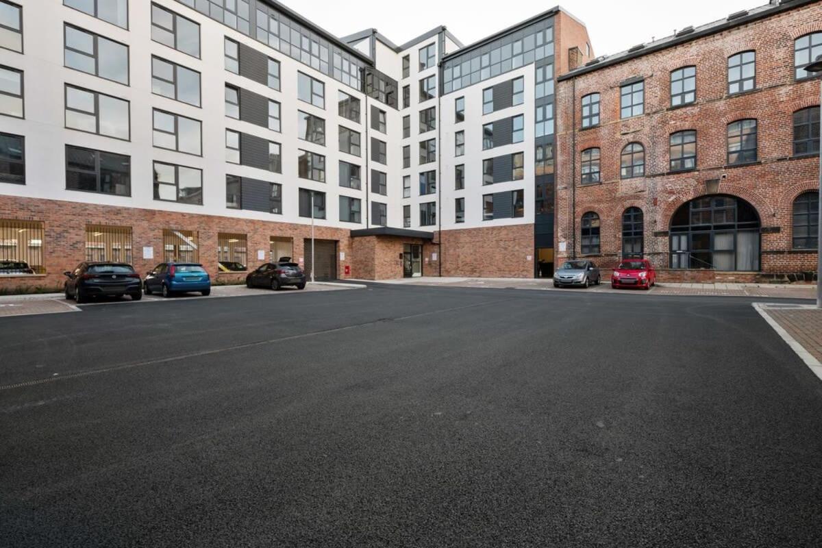 Lovely Riverside 2 Bed Apartment Leeds  Esterno foto