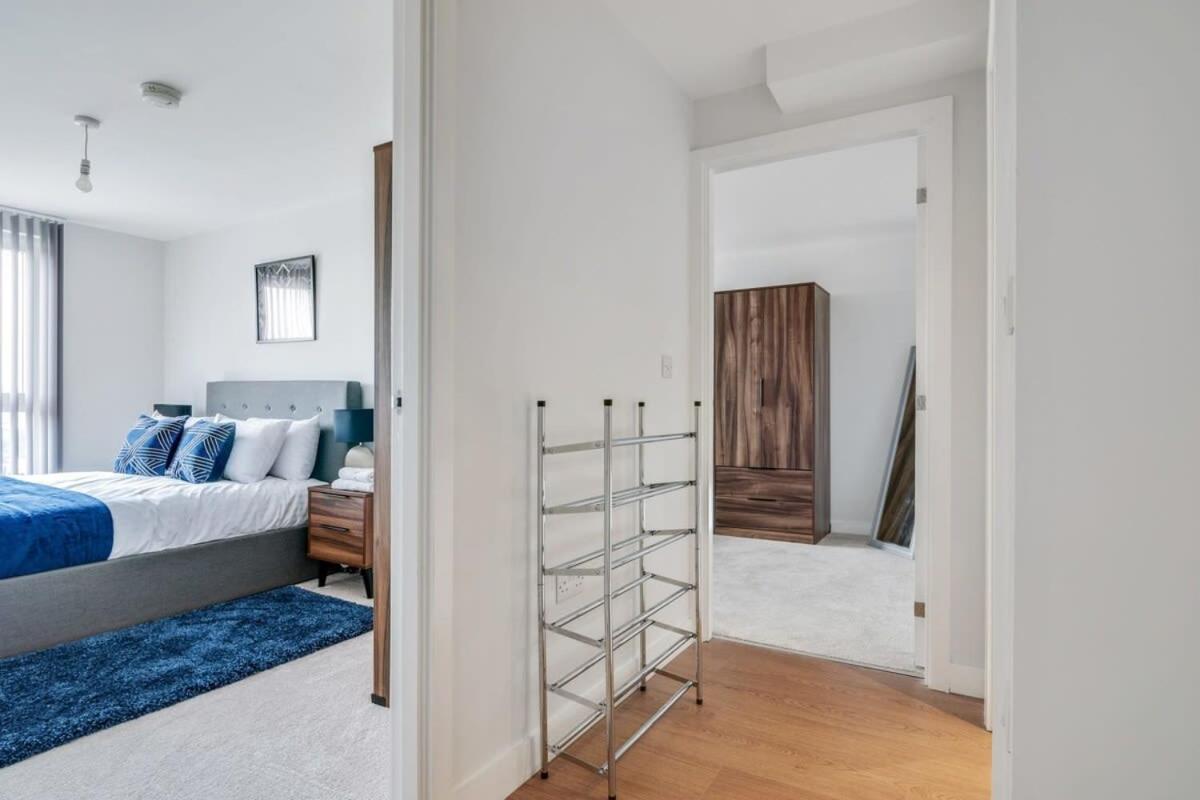 Lovely Riverside 2 Bed Apartment Leeds  Esterno foto
