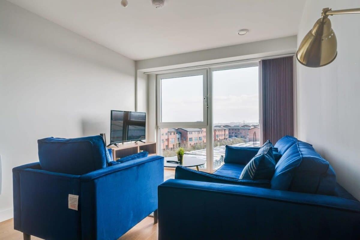 Lovely Riverside 2 Bed Apartment Leeds  Esterno foto